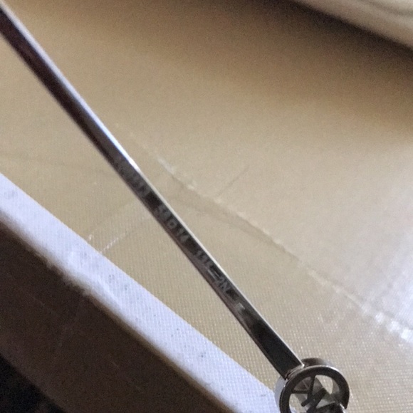 Vintage 90’s Michael Kors aviator sunglasses with original case - Picture 9 of 16